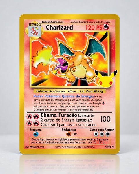Charizard (4/102) Celebração de 30 Anos Pokémon TCG